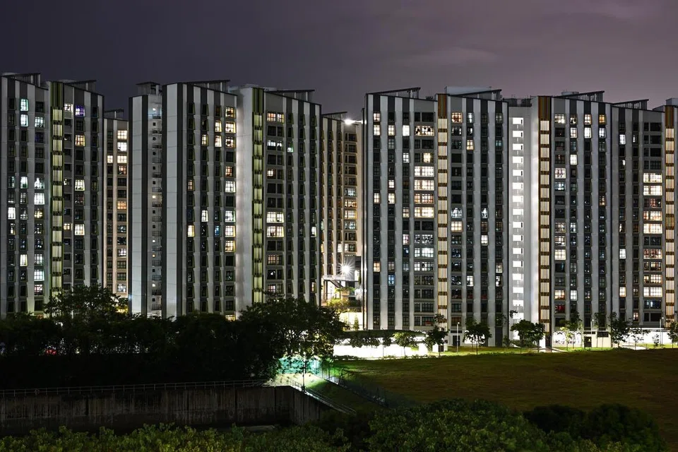 Currently, Singapore relies on natural gas, a type of fossil fuel, for 95 per cent of its electricity generation. ST PHOTO: LIM YAOHUI