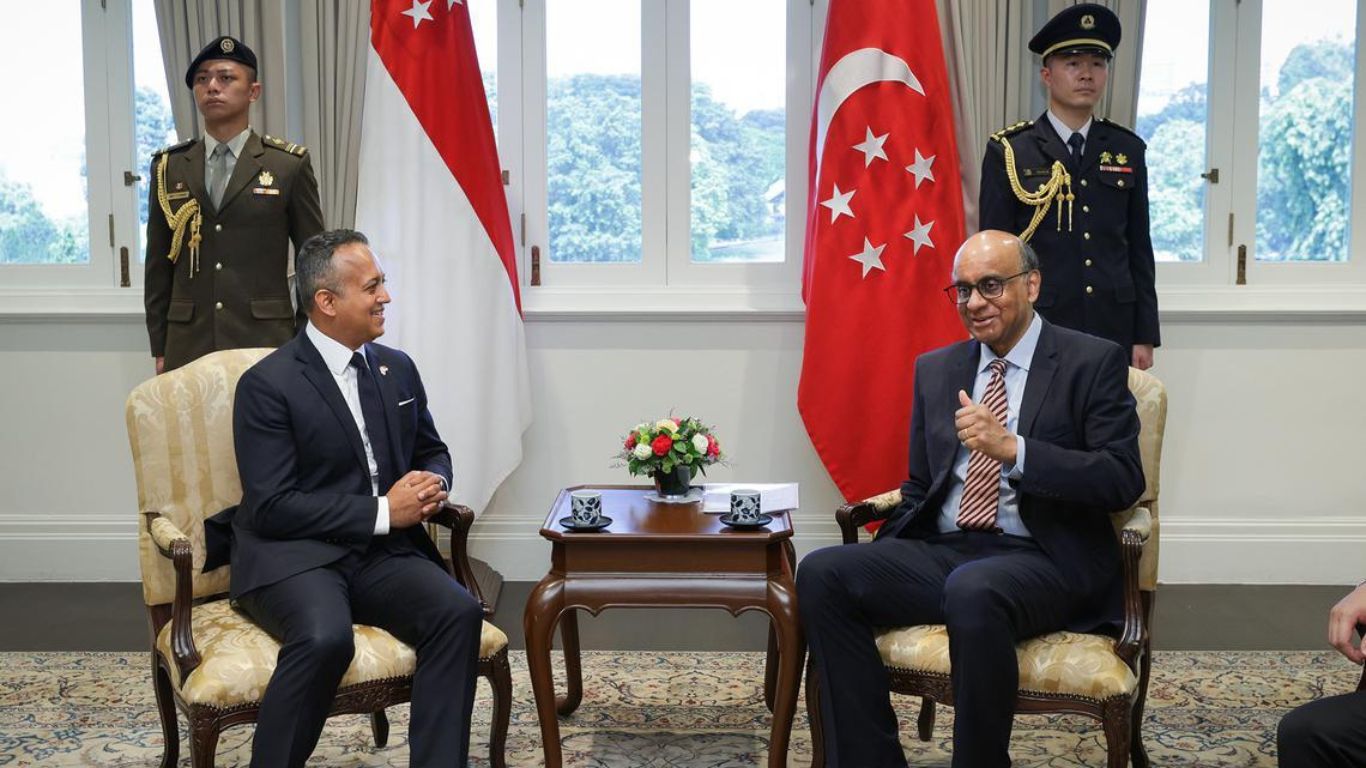 Mehta (left) and President Tharman at the Istana on Jul 30, 2024 after the high commissioner presented his credentials.